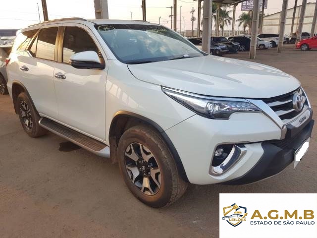 TOYOTA SW4 DIAMOND 2.8 D-4D TURBO 20/20